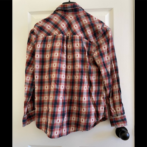 Faded glory women’s plaid button down - Picture 3 of 4
